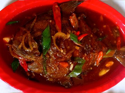 Ikan Bakar Legenda di Jantung Cilacap