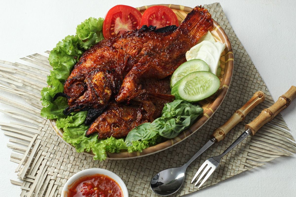 Secrets of Grilled Fish Flavor on Tlk. Penyu Road That Tempts Your Taste Buds